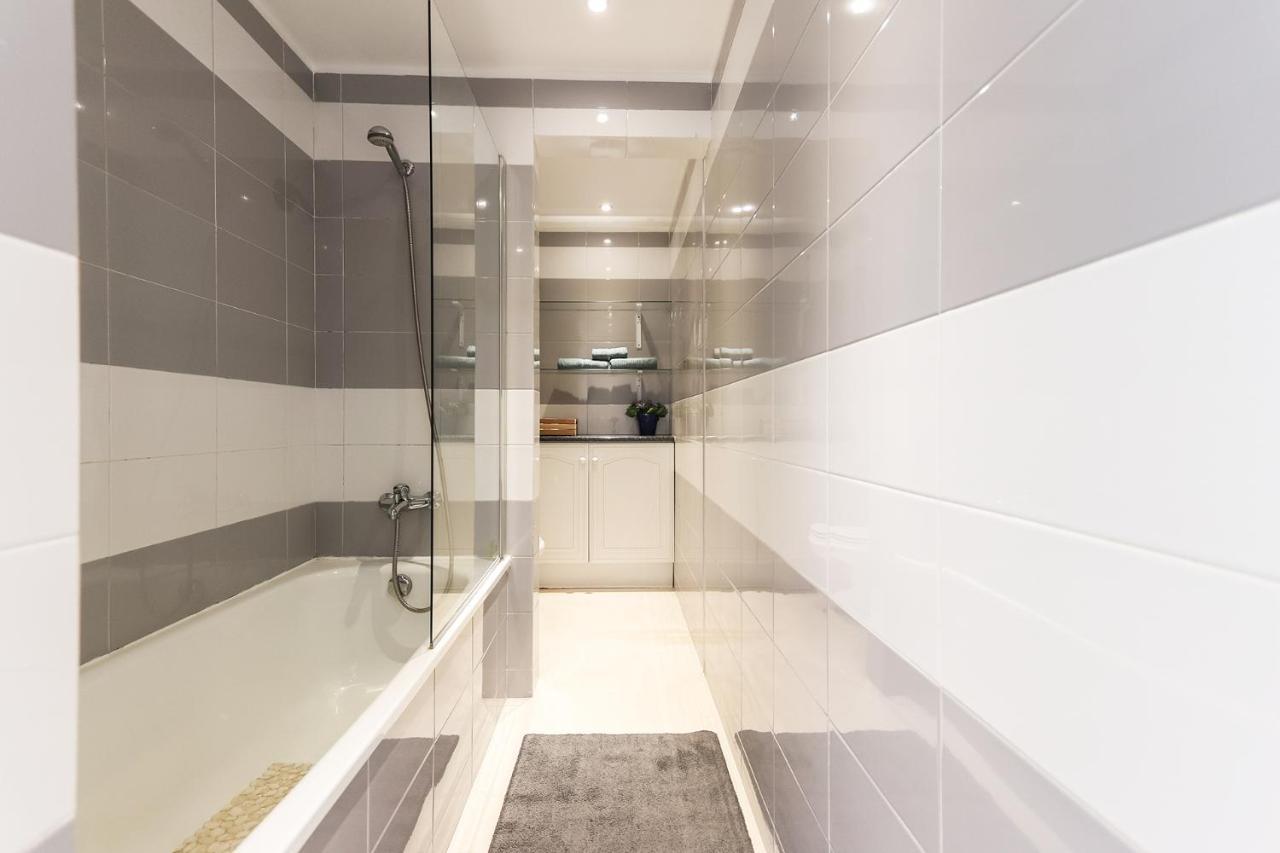 Lisbon Flower 360º - Your Lovely Flat With Pool And Parking Экстерьер фото